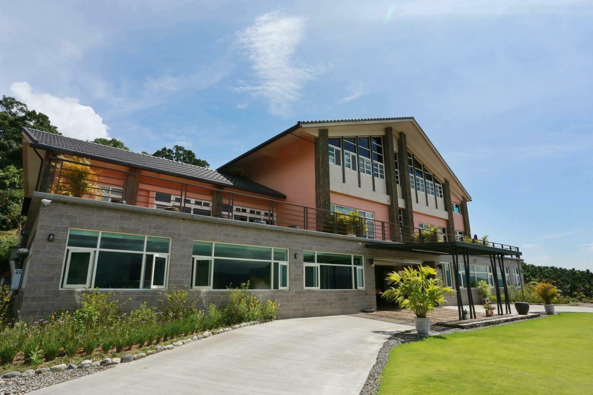 ซัน โฮลา วิลลา Bed & Breakfast ต้าถง ภายนอก รูปภาพ